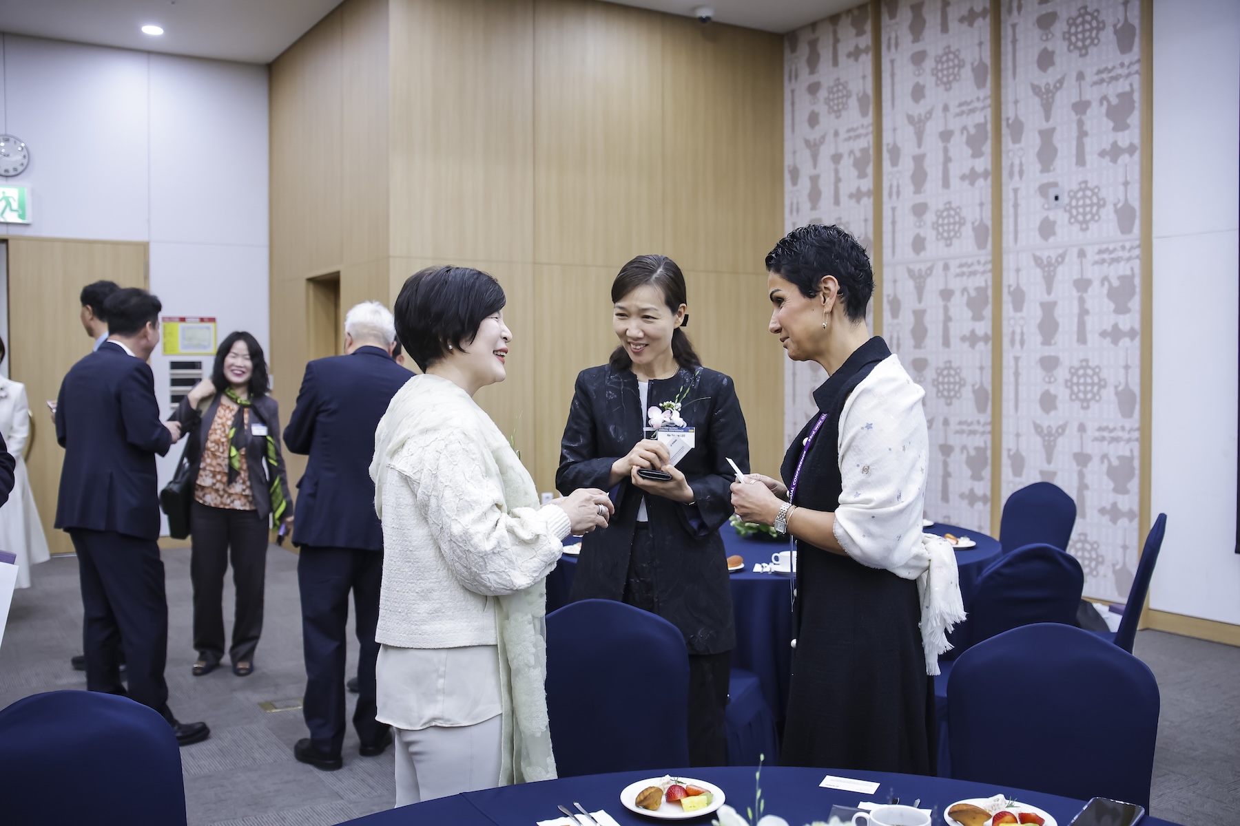 33rd WIN  CONFERENCE_02. Networking Lounge_0013.jpg